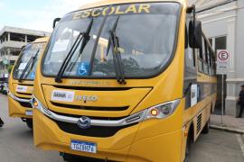 Após incêndio em garagem, Governo entrega novos ônibus de transporte escolar e garante continuidade das aulas de Santo Estevão 3.jpeg