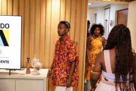 Desfile de estudantes marca início das ações do Novembro Negro na Secretaria da Educação 10.jpeg