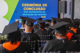Educação transforma trajetórias e marca formatura de estudantes da EJA em unidade prisional na Bahia 5.jpeg