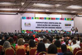 Estado da Bahia forma 293 estudantes da Educação de Jovens e Adultos durante solenidade histórica, em Salvador 23.jpeg