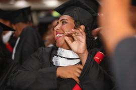 Estado da Bahia forma 293 estudantes da Educação de Jovens e Adultos durante solenidade histórica, em Salvador 27.jpeg