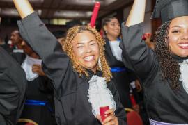 Estado da Bahia forma 293 estudantes da Educação de Jovens e Adultos durante solenidade histórica, em Salvador 30.jpeg