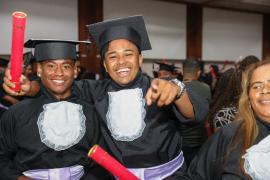 Estado da Bahia forma 293 estudantes da Educação de Jovens e Adultos durante solenidade histórica, em Salvador 33.jpeg