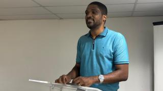 Entrega do certificado do curso básico de linguagem brasileira de sinais 3.jpeg