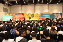 Estudantes da rede estadual celebram literatura, na abertura da Bienal do Livro Bahia 2026 (13).jpeg