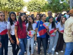 Investimentos do Estado fortalecem educação e ampliam transporte escolar em Carinhanha (3).jpeg