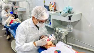 Odontomóvel leva serviços de saúde bucal para escolas da rede estadual (9).jpeg