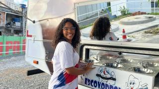 Odontomóvel leva serviços de saúde bucal para escolas da rede estadual.jpeg