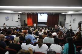 SEC leva estudantes do Ceep Isaías Alves ao teatro, dentro do projeto Circula Cena, da Funceb (10).jpeg