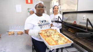 Lasanha no almoço e foco no aprendizado marcam Dia Nacional da Alimentação Escolar nos colégios da rede estadual (9).jpeg