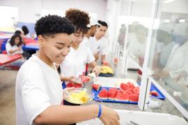SEC serve 1,5 milhão de refeições por dia e reforça segurança alimentar e nutricional dos estudantes da rede estadual.jpeg