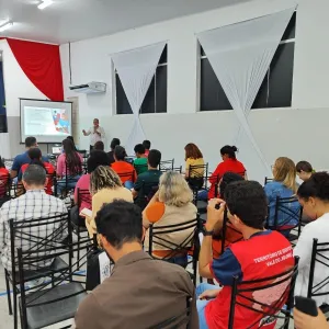 Educadores e gestores escolares do Território Vale do Jiquiriçá participam de encontro, em Amargosa