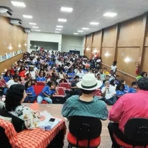Estudantes da rede estadual participam de Feira Literária em Itabuna