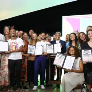 Governo do Estado aumenta valor das bolsas dos programas Mais Futuro e Partiu Estágio