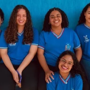 Estudantes usam ingredientes naturais para desenvolver esmalte para unhas