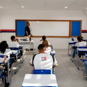 Renovação de matrícula para estudantes da rede estadual começa na próxima segunda-feira (18)