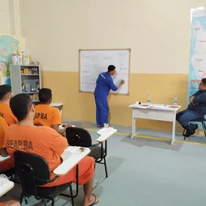 SEC realiza formação para professores que atuam em unidades prisionais