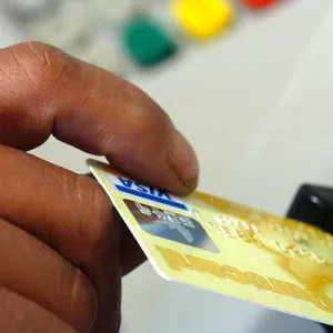 Governador Jerônimo suspende expediente nos órgãos públicos no próximo dia 28