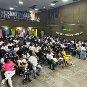 Devotodicas: estudantes do Colégio Estadual Manoel Devoto têm aulões preparativos para o Enem