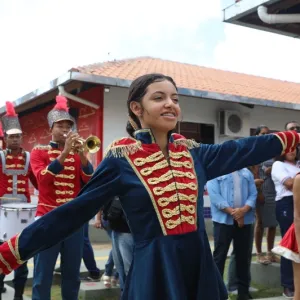 Governo do Estado entrega Colégio de Tempo Integral em Ouriçangas e autoriza novas obras na unidade