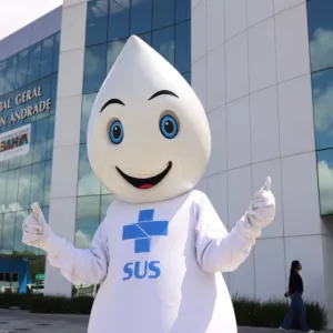 Governo da Bahia anuncia implantação do projeto Saúde Bucal Itinerante nas escolas estaduais de Feira de Santana