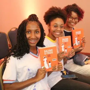 Projeto Nós por Nós incentiva literatura e cultura em comunidades do campo, indígenas e quilombolas na Bahia