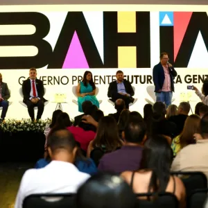 Projetos e programas da SEC são apresentados a gestores municipais em encontro promovido pelo governo em Salvador