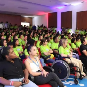 Encontro Estudantil da Rede Estadual aproxima jovens da educação científica