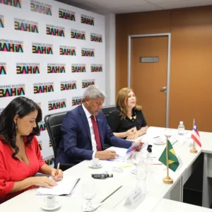 Governador fortalece diálogo com universidades estaduais e encaminha projetos de melhorias e reajustes à Alba