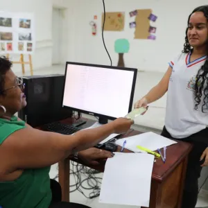 Estudantes da rede estadual já podem fazer renovação de matrícula para 2025