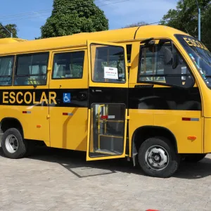 Aviso de pauta | Governador entrega 83 ônibus escolares durante o encerramento do 8º Encontro de Prefeitos da Bahia