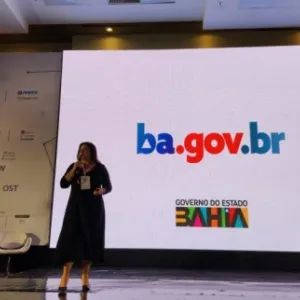 Governador anuncia antecipação do pagamento de salário dos servidores estaduais