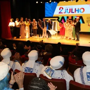 Após requalificação, Governo do Estado inaugura o novo CineTeatro 2 de Julho