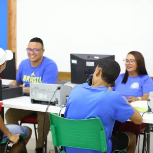 Matrícula 2025: Estudantes têm prazo de 5 dias úteis para apresentar a documentação nas escolas