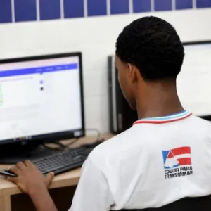 Matrícula 2025 na rede estadual: vagas são garantidas com um clique