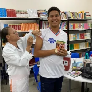 Projeto Vacinação na Escola amplia a proteção aos estudantes da rede estadual de ensino