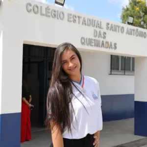 Investimento em educação é destaque durante entregas no município de Queimadas