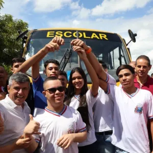 Mais um colégio de tempo integral é inaugurado pelo Governo do Estado, desta vez em Ibipitanga