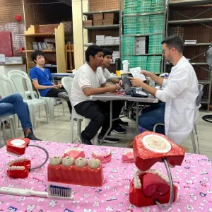 Governo leva atendimento de saúde bucal aos colégios estaduais de Itaberaba