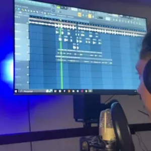 Gravadora criada por estudantes da rede estadual de Mucuri lança primeiro EP