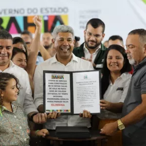 Governo do Estado impulsiona desenvolvimento com novas obras e convênios em Olindina