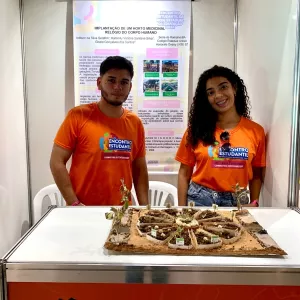 Estudantes de Serra do Ramalho implantam horto medicinal como alternativa para a saúde