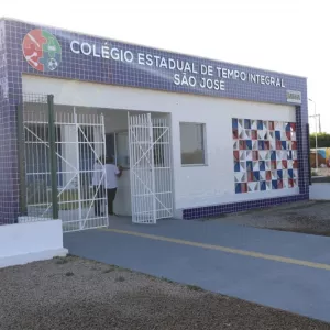 Educação em Chorrochó ganha destaque com nova escola e ações de apoio ao ensino