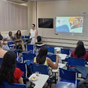 SEC realiza oficinas sobre planejamento estratégico com gestores escolares de diferentes territórios