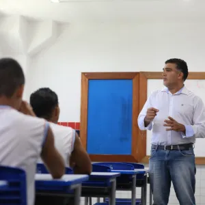 Inscrições para seleção de professores e mediadores do Emitec podem ser feitas até esta terça-feira (25)