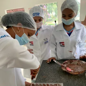 Produção de Ovo de Páscoa