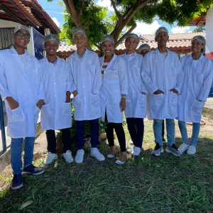 Estudantes de Conde aprendem conteúdos de Matemática e Química através de receita de Bolo de Mangaba