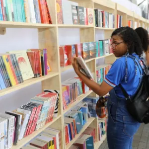 Fundação Pedro Calmon e IRDEB firmam parceria para divulgação de feiras e festivais literários na TVE e Educadora FM 