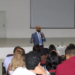 Diretores escolares do Subúrbio de Salvador se reúnem com Ministério Público para discutir sobre exploração sexual Infantojuvenil