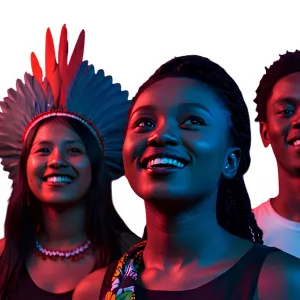 Estudantes negros e indígena